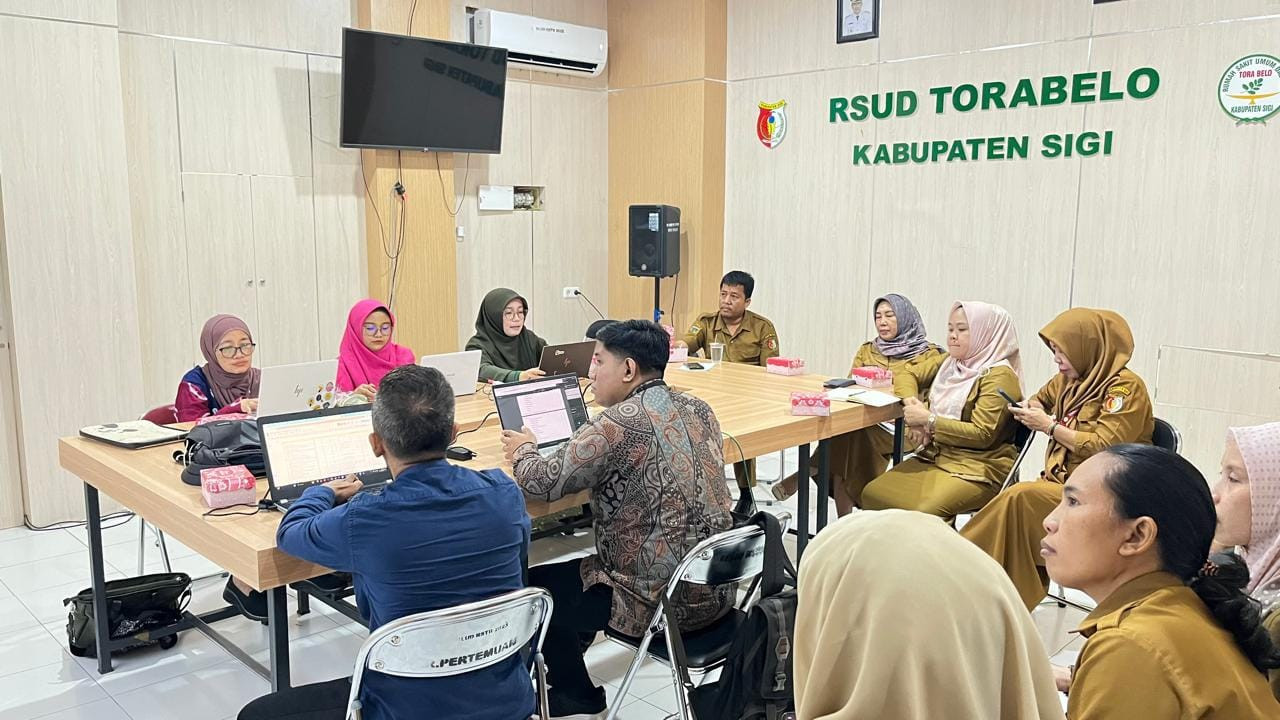 Monitoring dan evaluasi proyek SIHREN oleh KEMENKES RI di RS Tora Belo Sigi Oktober 2024.